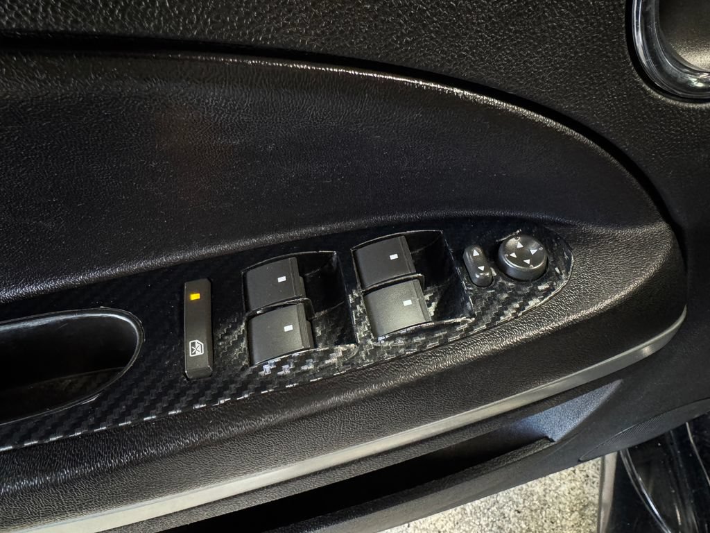 Used 2008 Chevrolet HHR SS FWD image 11