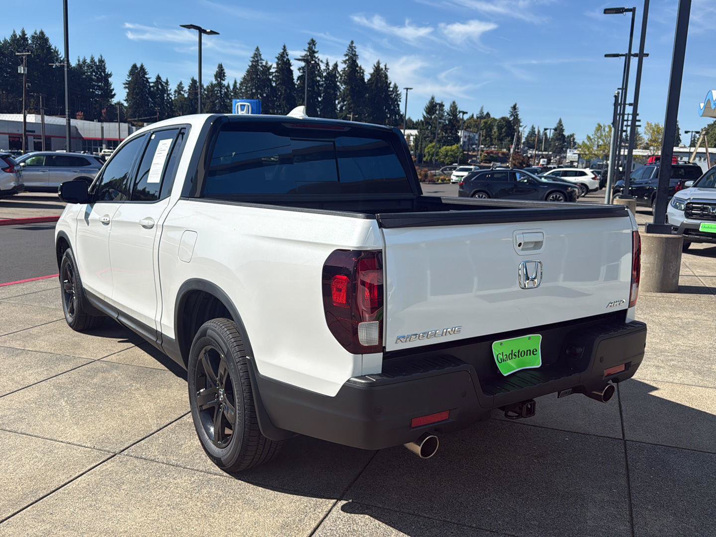 Used 2023 Honda Ridgeline Black Edition image 2