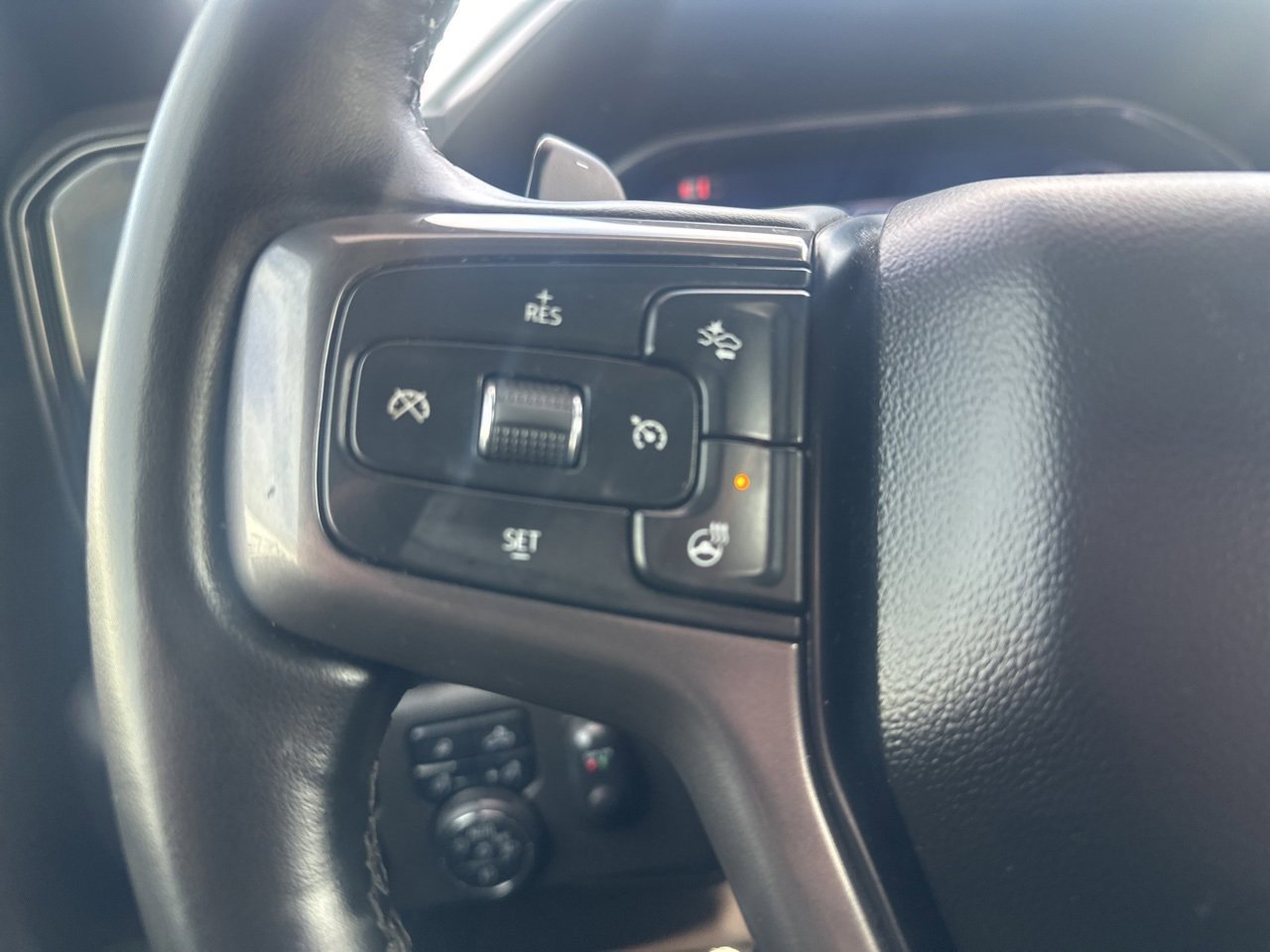 Used 2025 Chevrolet Silverado 1500 ZR2 w/ Technology Package image 23