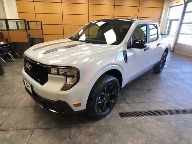 New 2025 Ford Maverick XLT w/ XLT Luxury Package AWD/4WD image 3