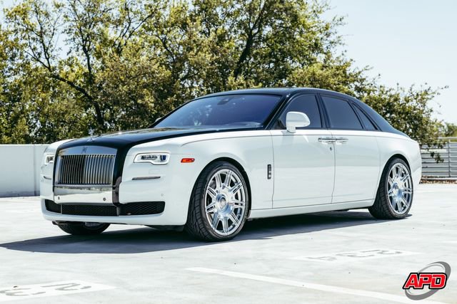 Used 2017 Rolls-Royce Ghost RWD image 51