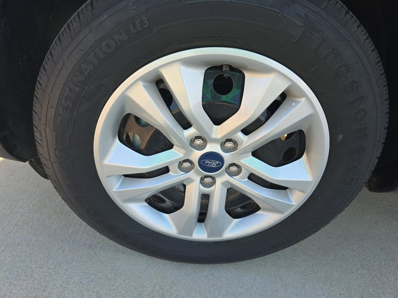 Used 2020 Ford Escape S AWD/4WD image 14