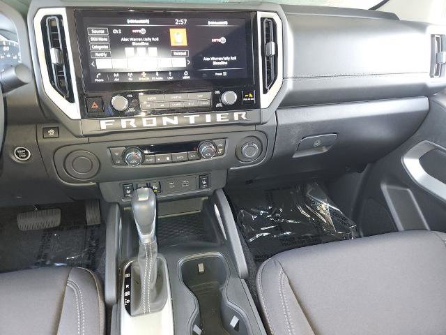 Certified 2025 Nissan Frontier SV w/ SV Convenience Package image 16