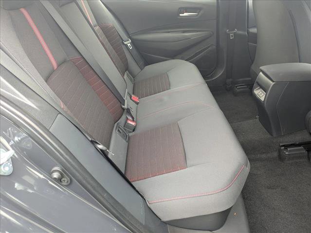 Used 2026 Toyota Corolla SE w/ SE Premium Package FWD image 18