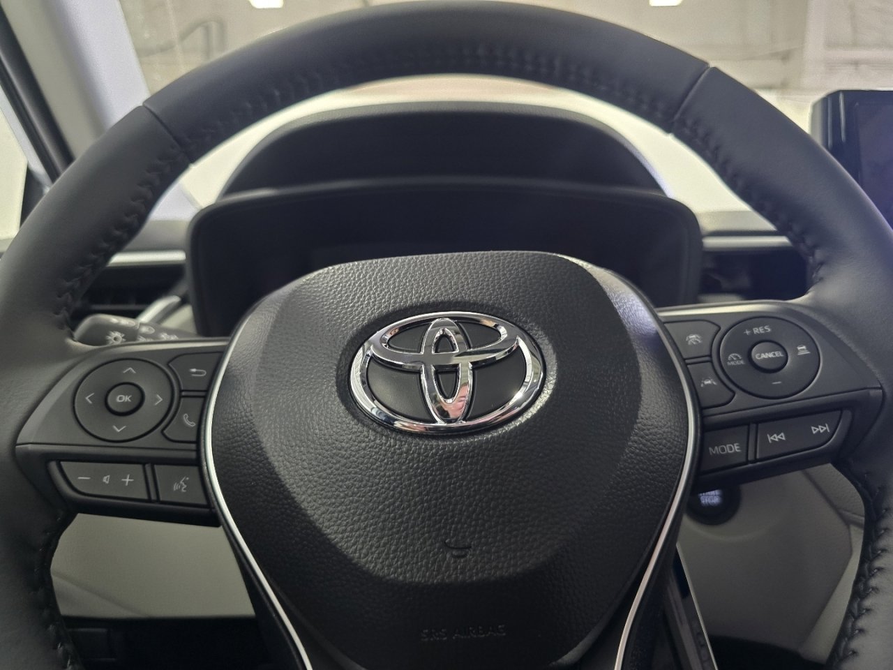 New 2026 Toyota Corolla Cross LE image 25