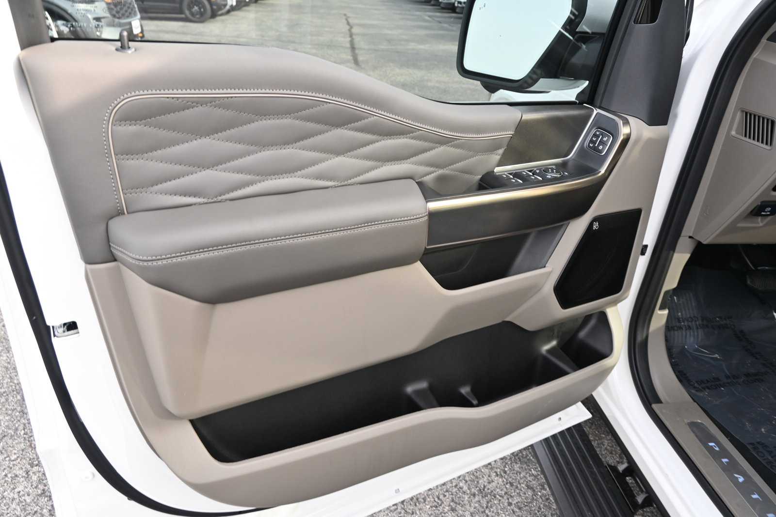 New 2025 Ford F150 Platinum w/ Equipment Group 703A Plus image 17