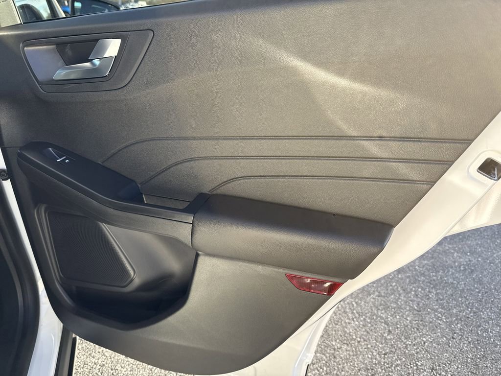 New 2026 Ford Escape ST-Line w/ Tech Pack #1 image 17