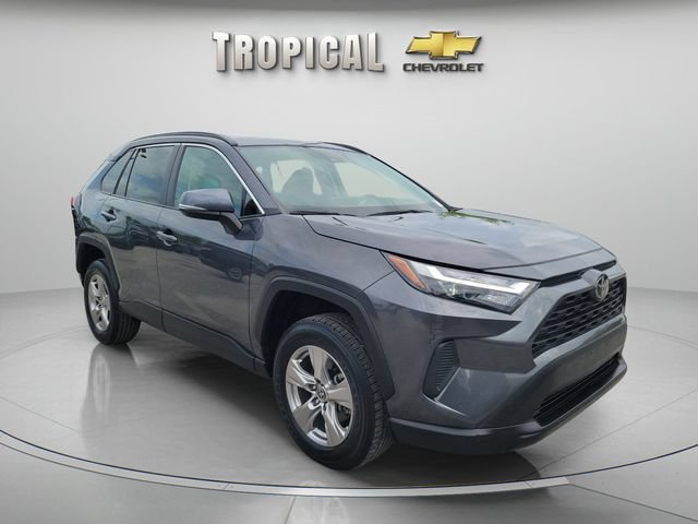 Used 2023 Toyota RAV4 XLE w/ Convenience Package FWD image 7