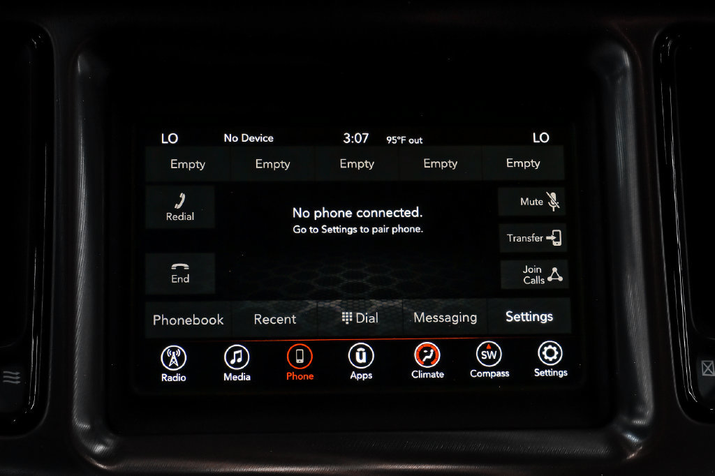 Used 2019 Dodge Challenger SXT w/ Blacktop Package RWD image 28