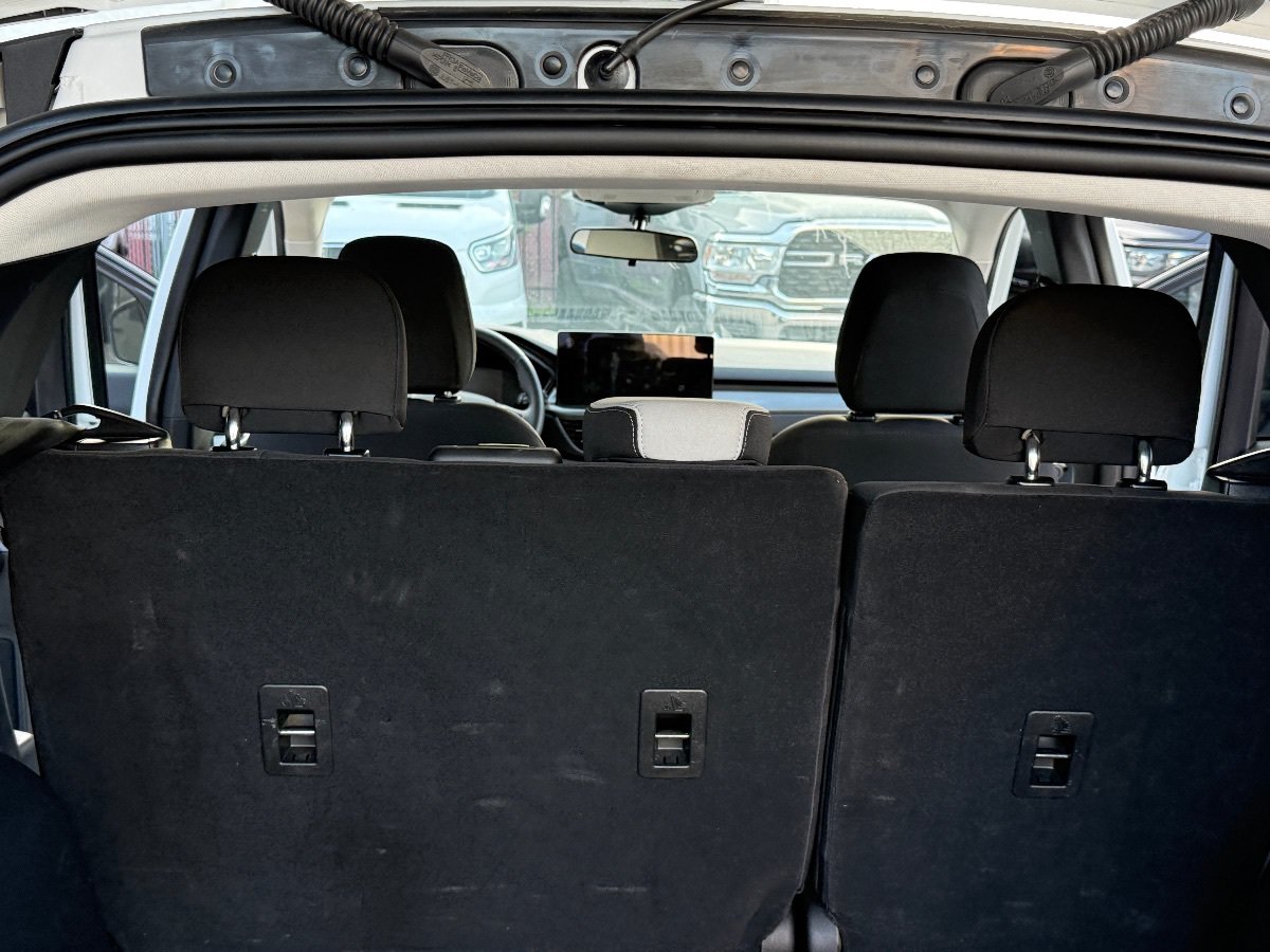 Used 2023 Ford Escape Active w/ Tech Pack #1 FWD image 17