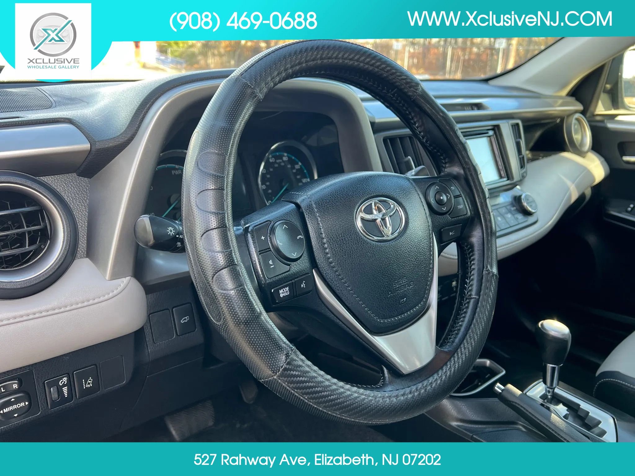 Used 2017 Toyota RAV4 Limited w/ All Weather Liner Package image 9