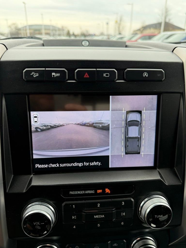 Used 2020 Ford F150 Platinum w/ Equipment Group 701A Luxury image 24