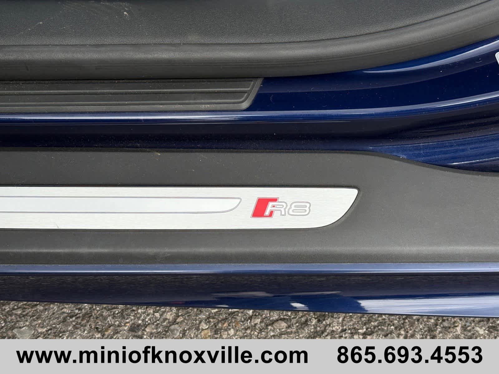 Used 2014 Audi R8 V10 AWD/4WD image 17