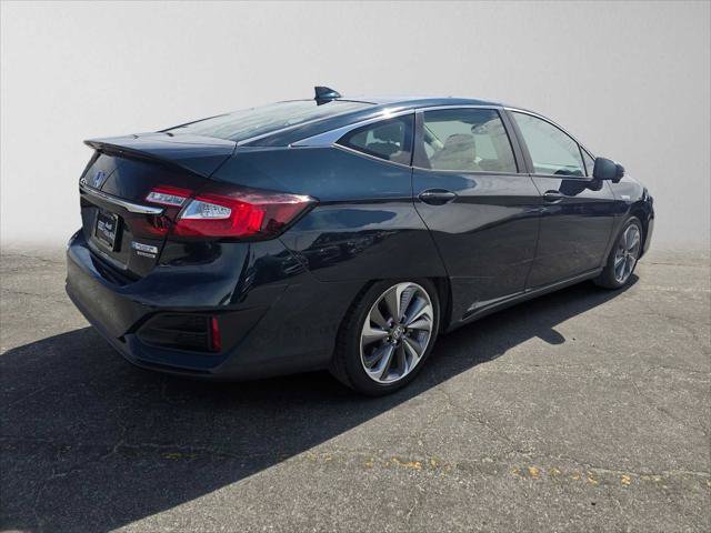 Used 2020 Honda Clarity Touring image 3