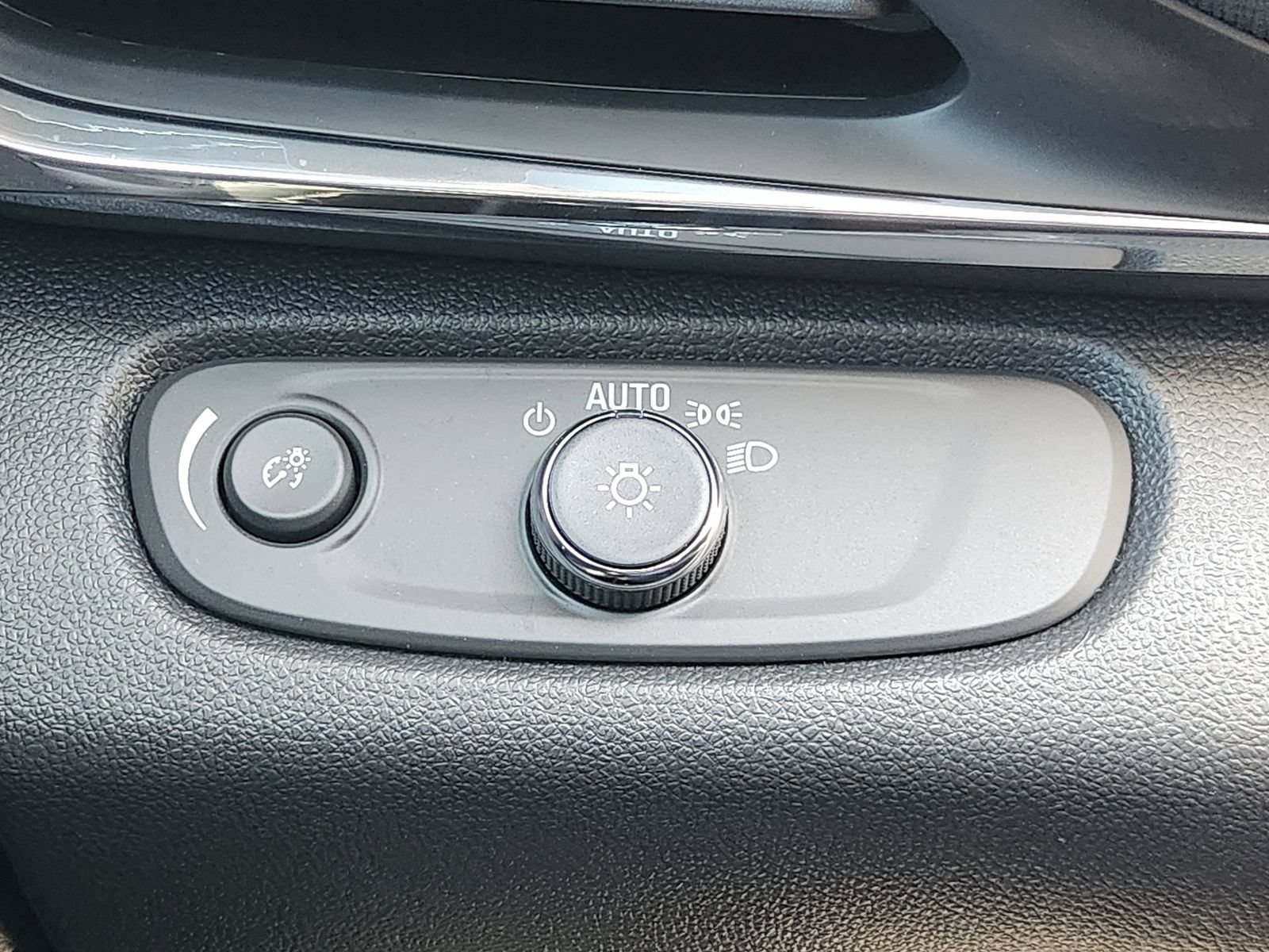 New 2026 Buick Envista Sport Touring w/ Convenience I Package FWD image 26