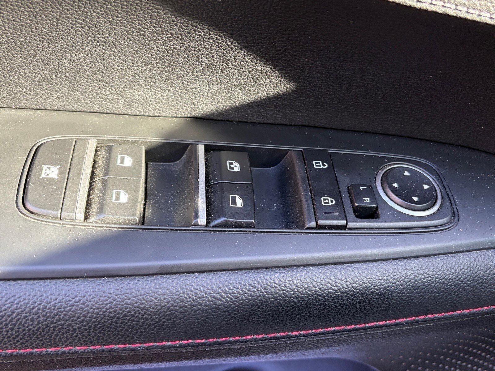 Certified 2022 Kia Forte GT w/ GT Technology Package image 8