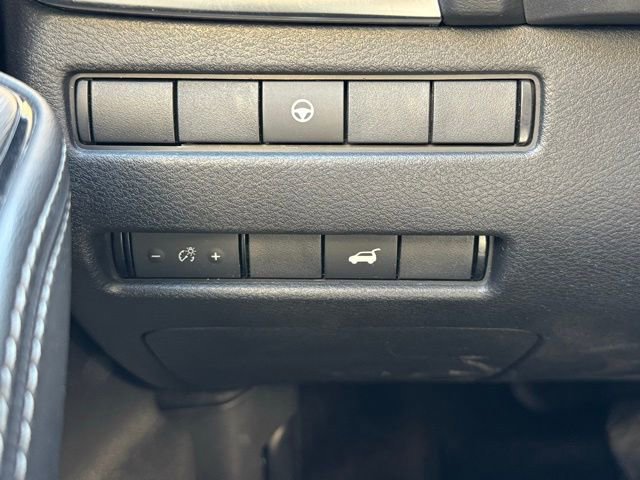 Used 2021 Nissan Rogue SV image 30
