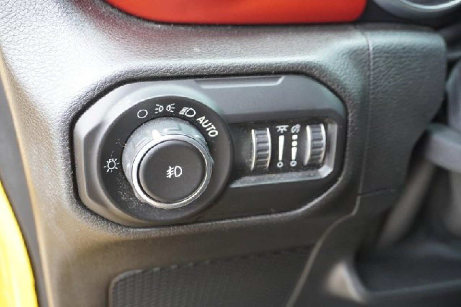 Used 2020 Jeep Wrangler Unlimited Rubicon AWD/4WD image 19