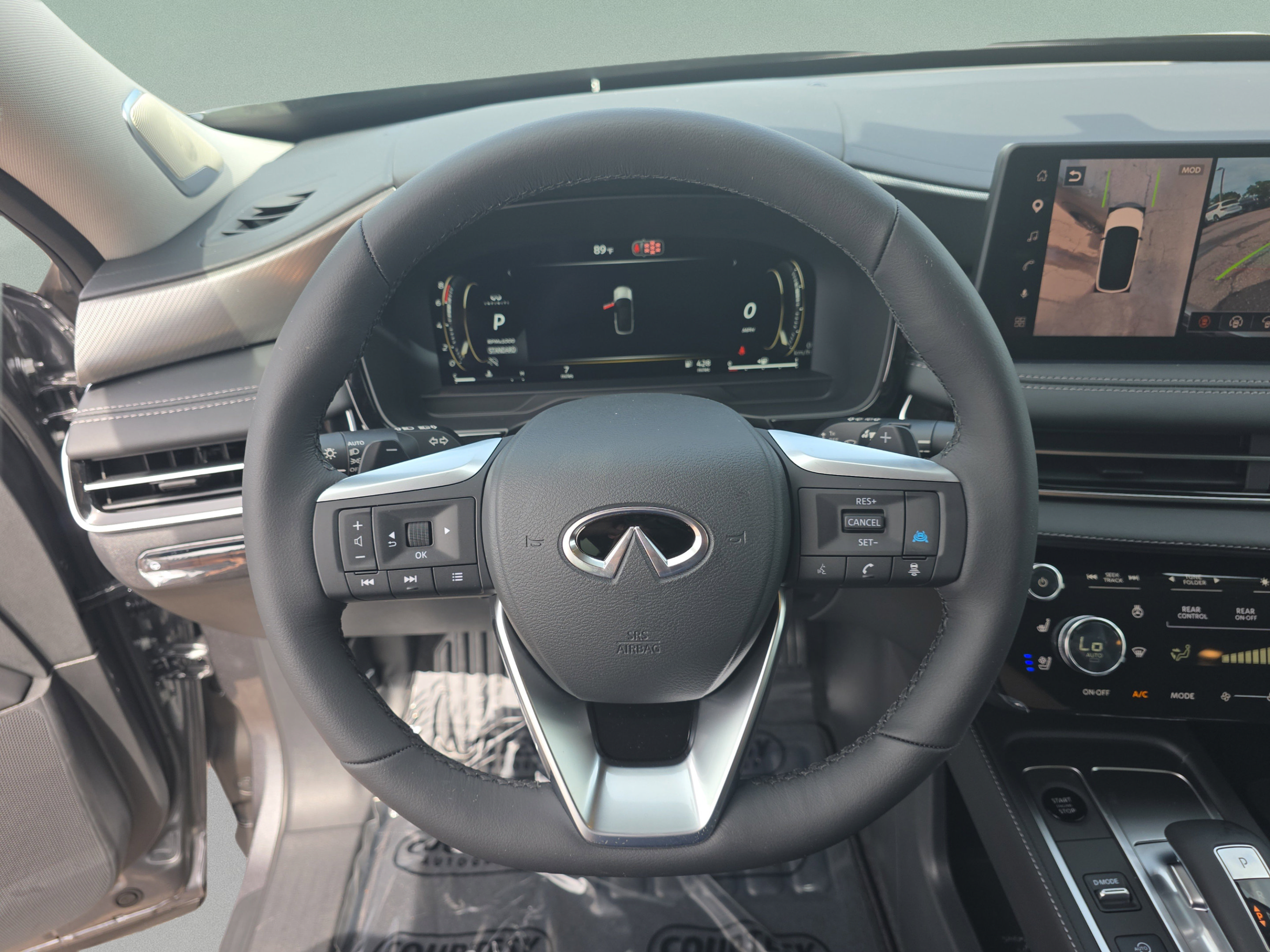 New 2027 INFINITI QX60 Luxe w/ Cargo Package FWD image 17