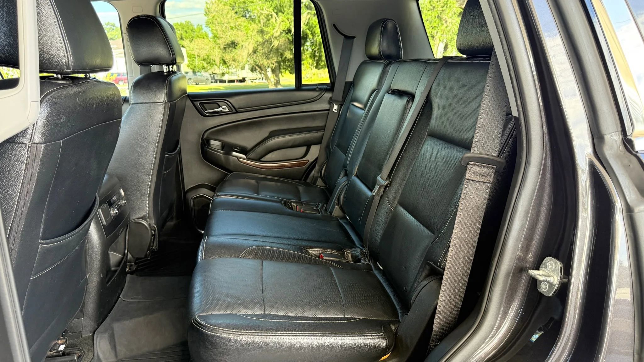 Used 2018 GMC Yukon SLE w/ Convenience Package image 15