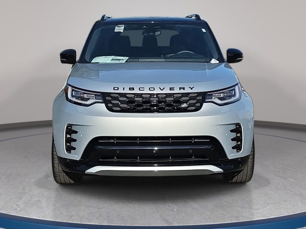 Certified 2024 Land Rover Discovery Dynamic SE AWD/4WD image 3