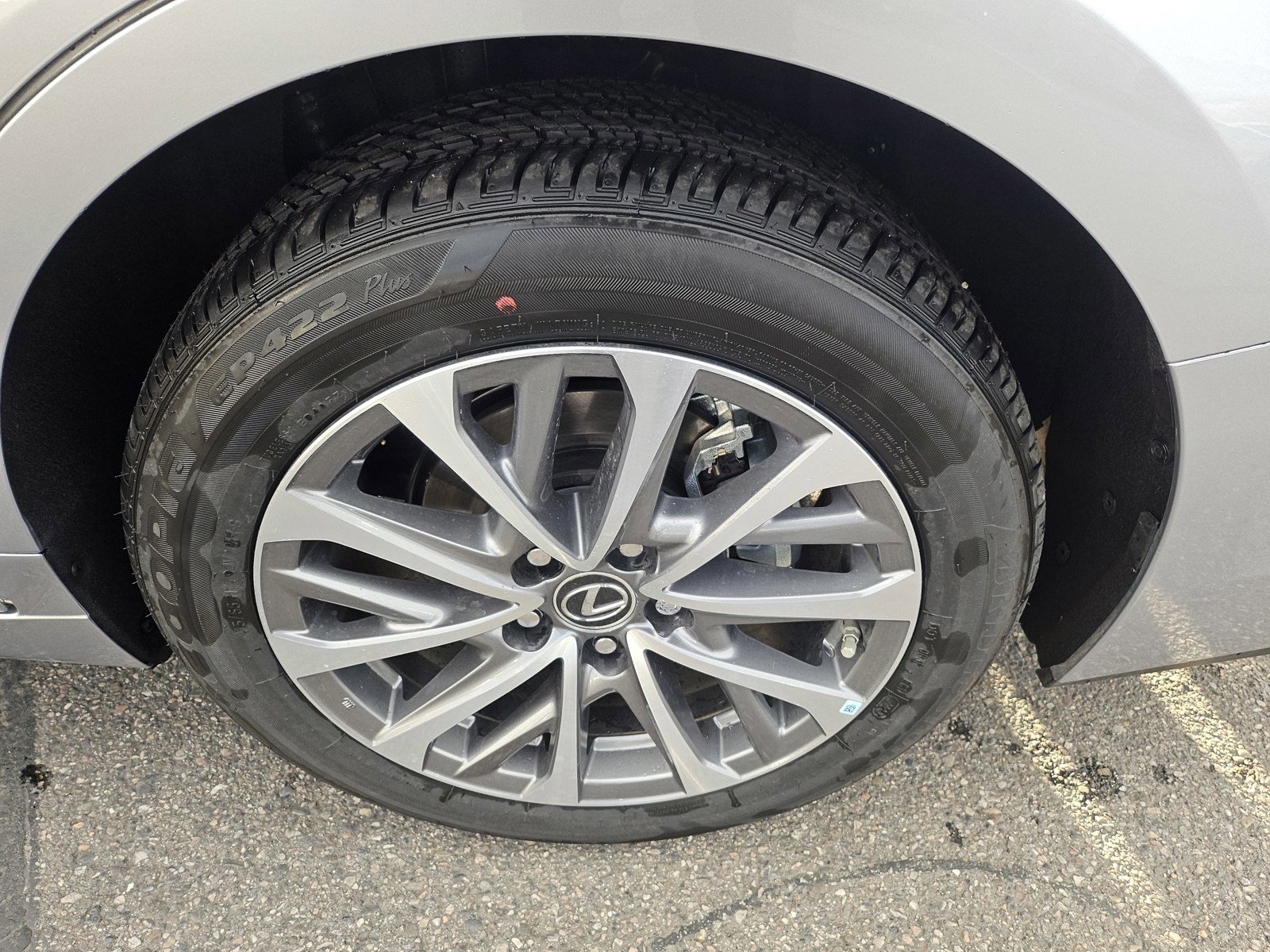 New 2025 Lexus ES 350 image 17