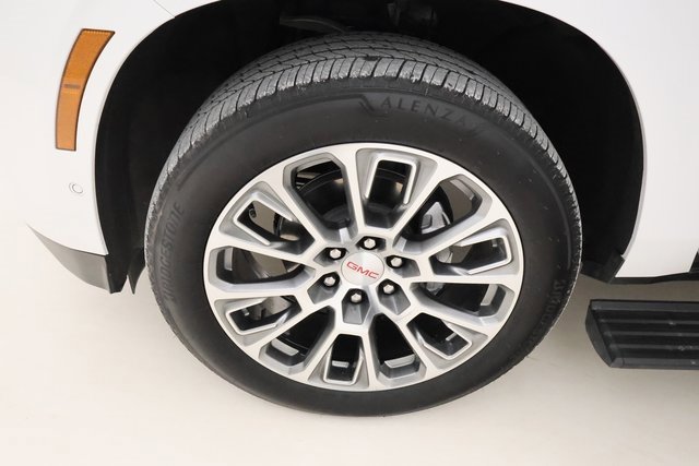 Certified 2025 GMC Yukon Denali w/ Sun & Power Step Package image 7