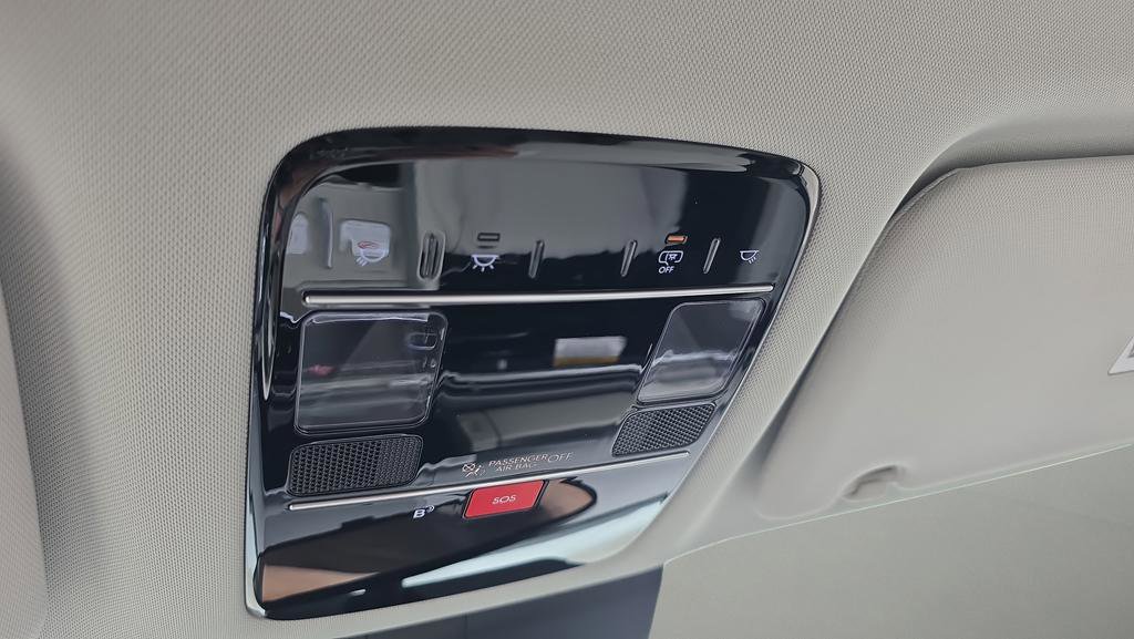 New 2026 Hyundai Santa Fe SE FWD image 25
