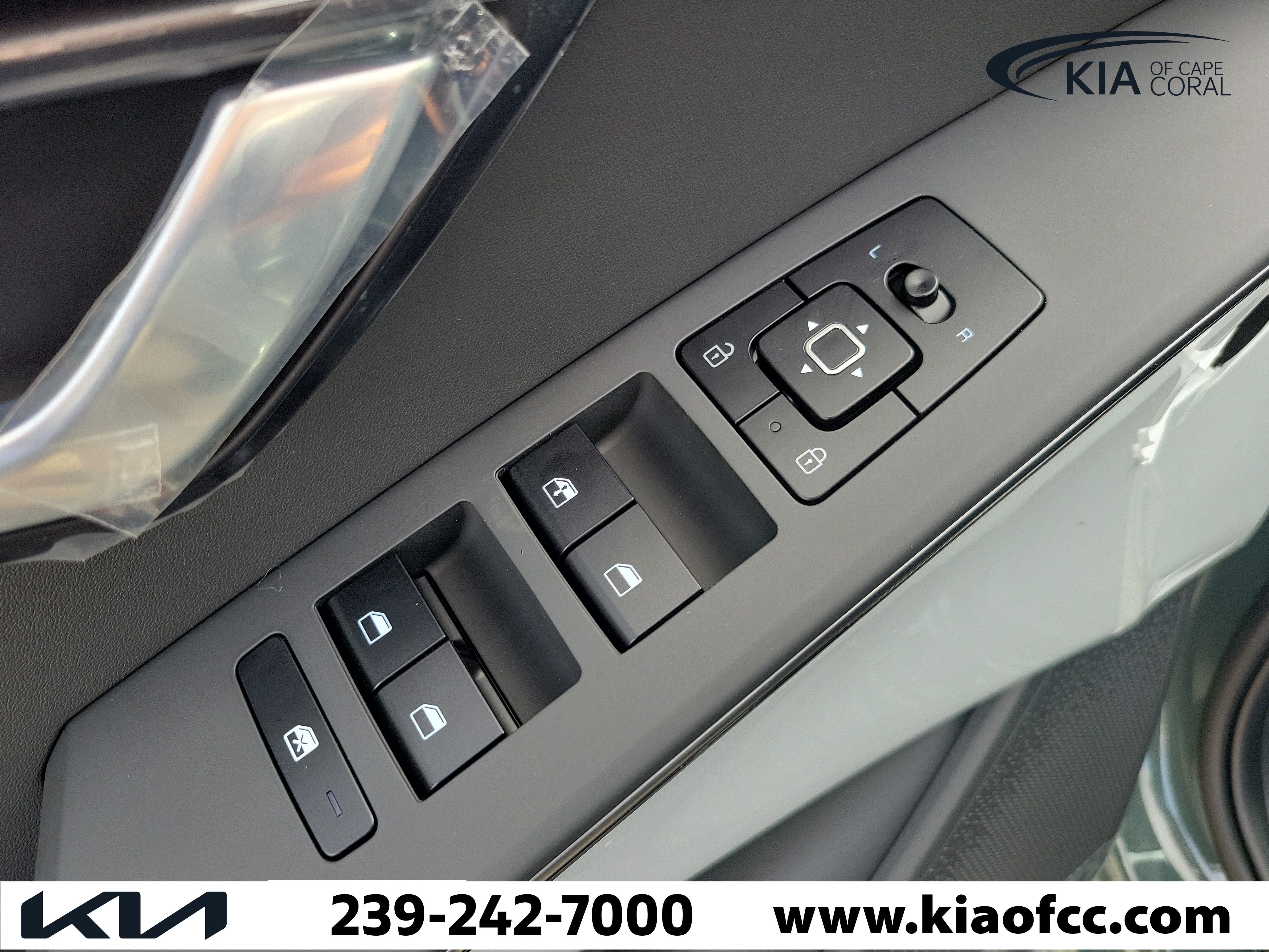 New 2026 Kia Niro Wind FWD image 22