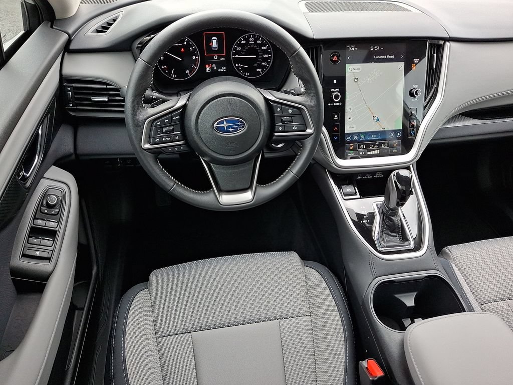 Used 2025 Subaru Outback Premium AWD/4WD image 11