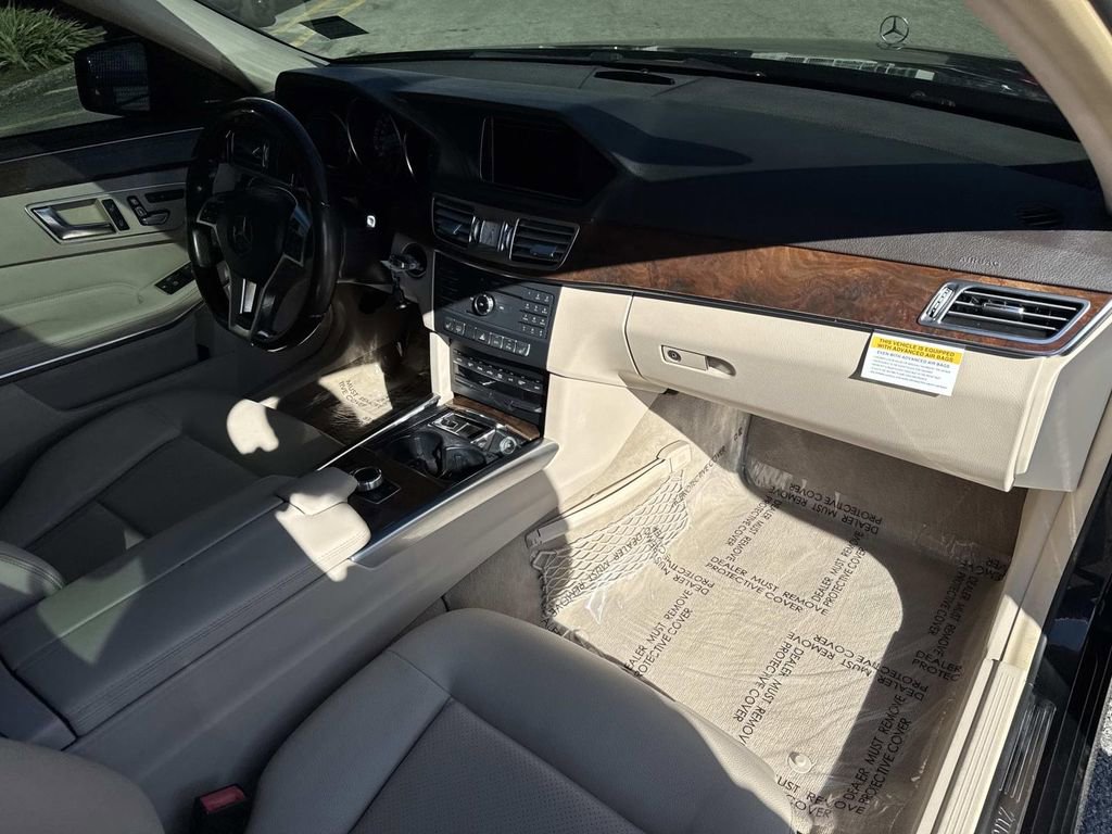 Used 2016 Mercedes-Benz E 350 Sedan w/ Premium Package image 13