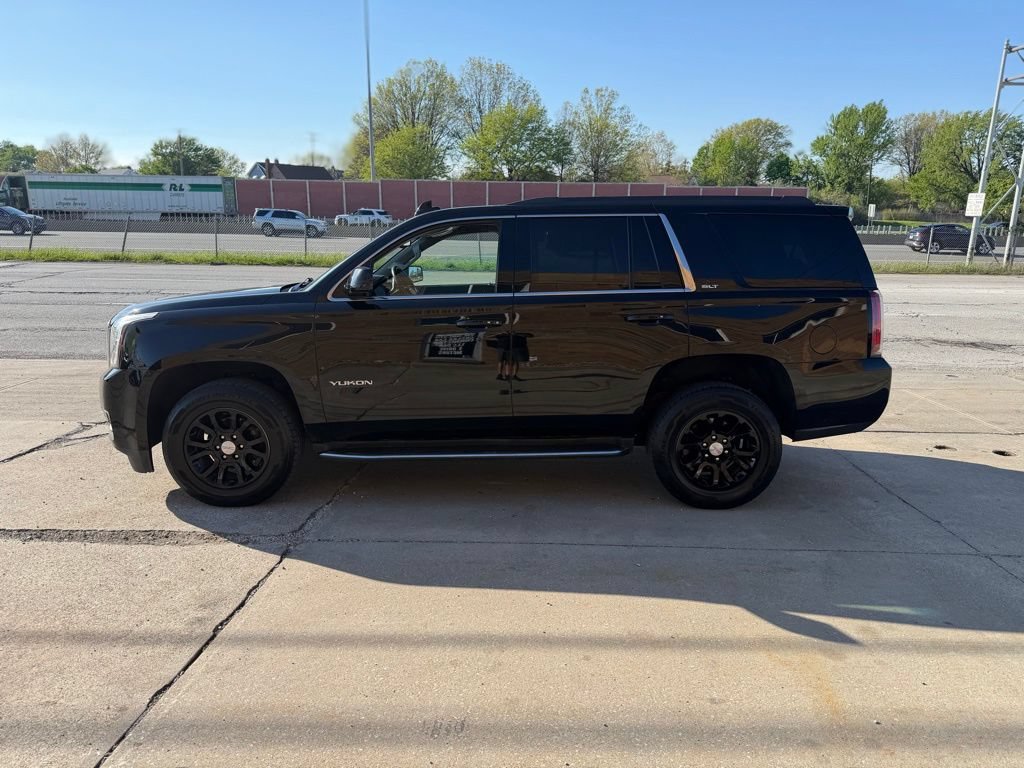 Used 2016 GMC Yukon SLT AWD/4WD image 9