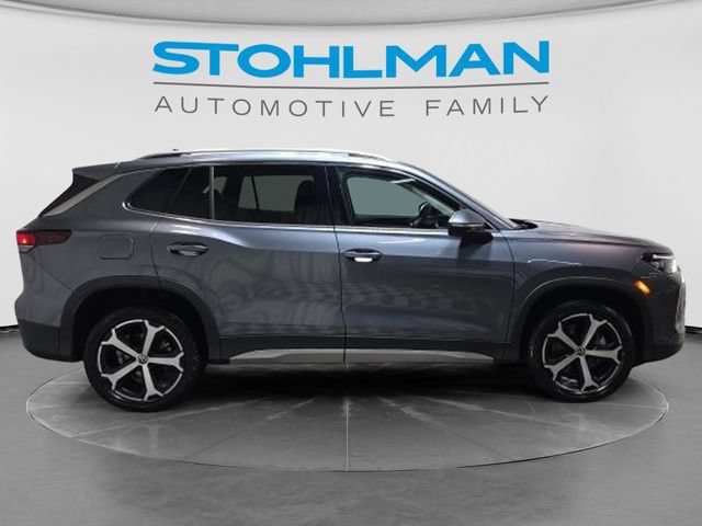 Certified 2025 Volkswagen Tiguan SE AWD/4WD image 6