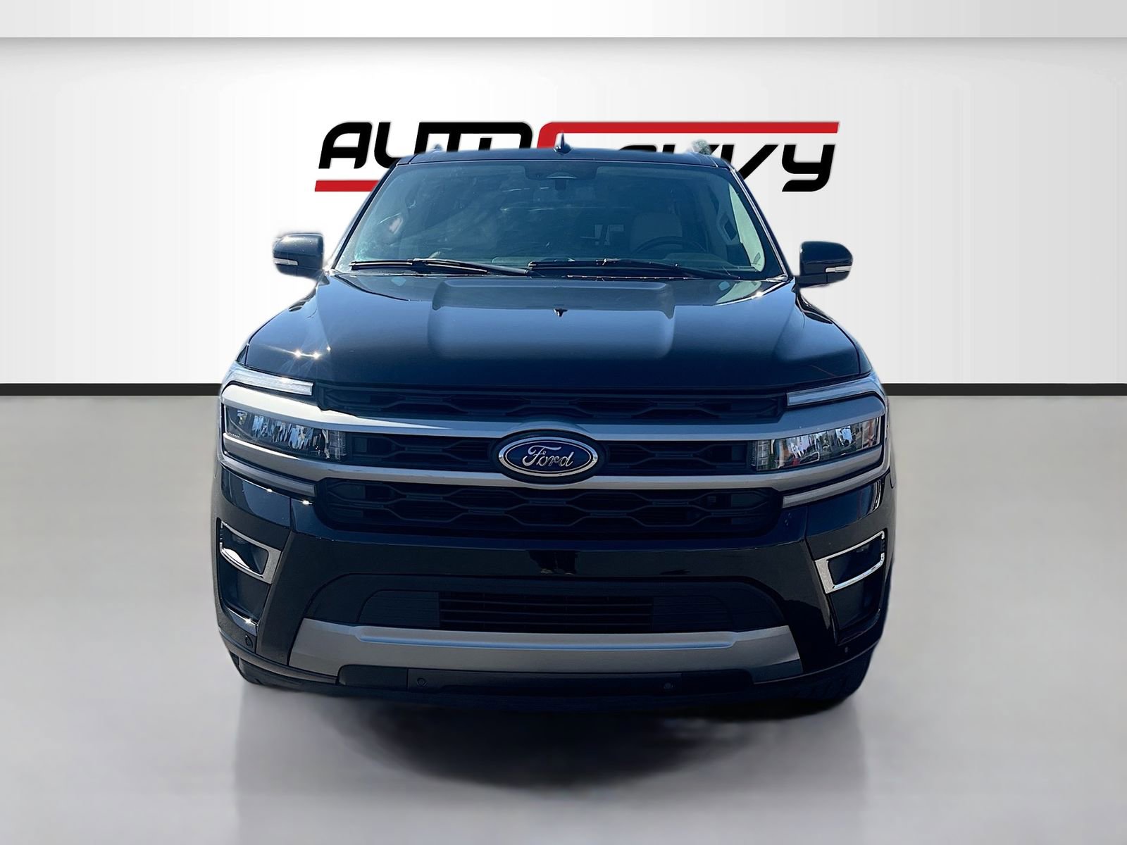 Used 2024 Ford Expedition Max Limited image 2