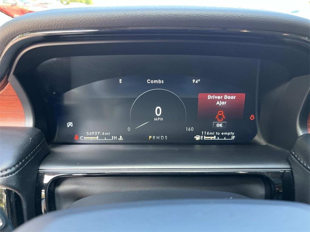 Used 2022 Lincoln Nautilus Reserve image 13