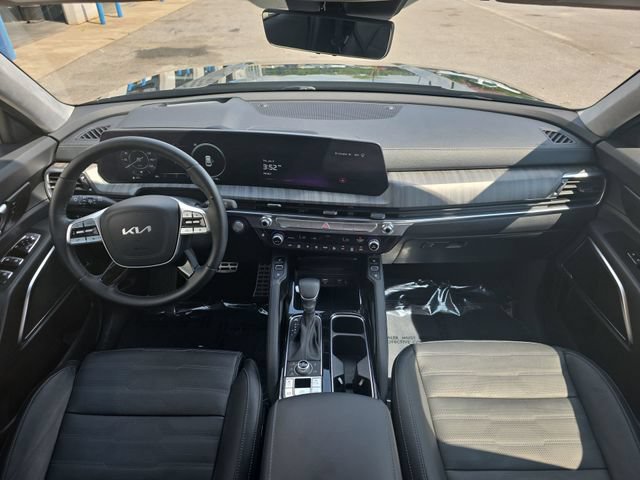 Used 2024 Kia Telluride SX Prestige w/ Towing Package AWD/4WD image 10