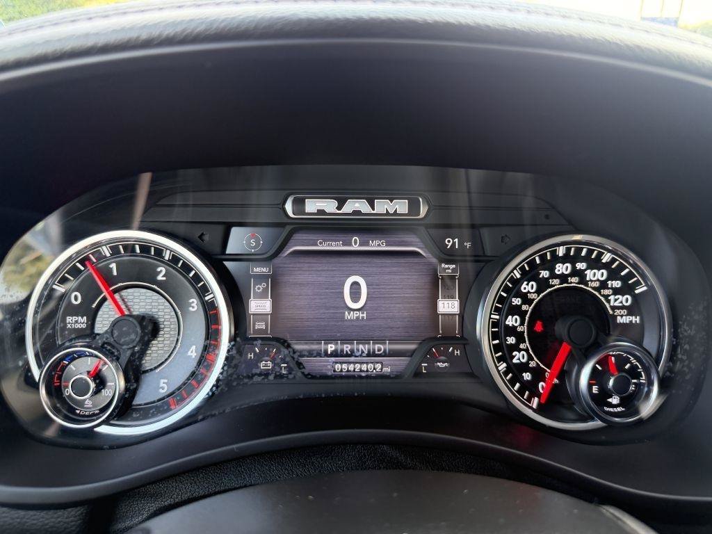 Used 2024 RAM 2500 Laramie w/ Protection Group AWD/4WD image 13