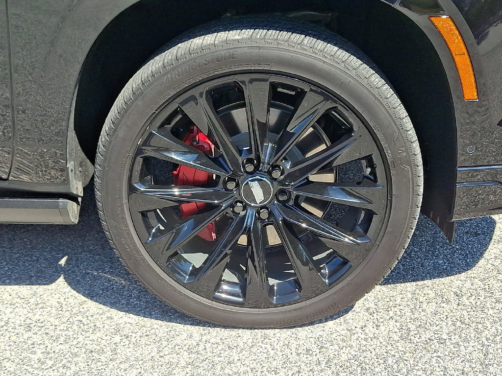 Certified 2026 Cadillac Escalade ESV V AWD/4WD image 9