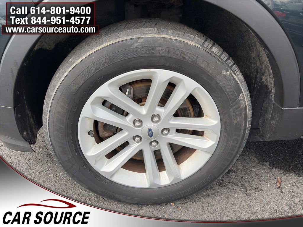 Used 2015 Ford Explorer XLT image 23