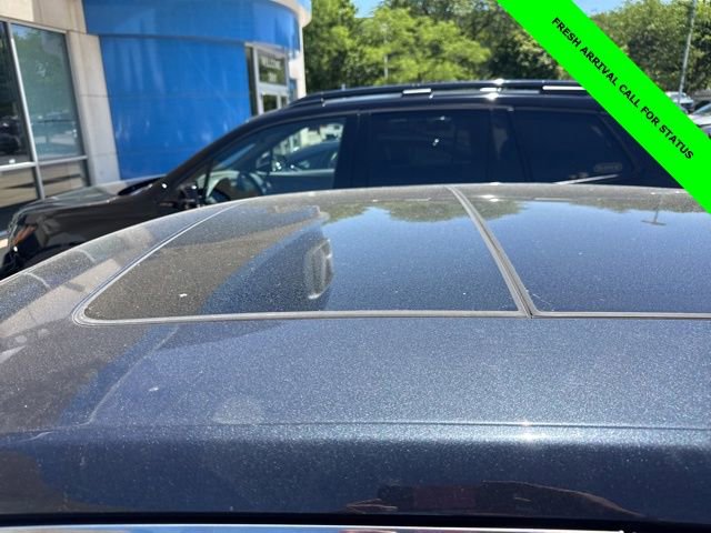 Used 2018 Chrysler 300 Touring L AWD/4WD image 14