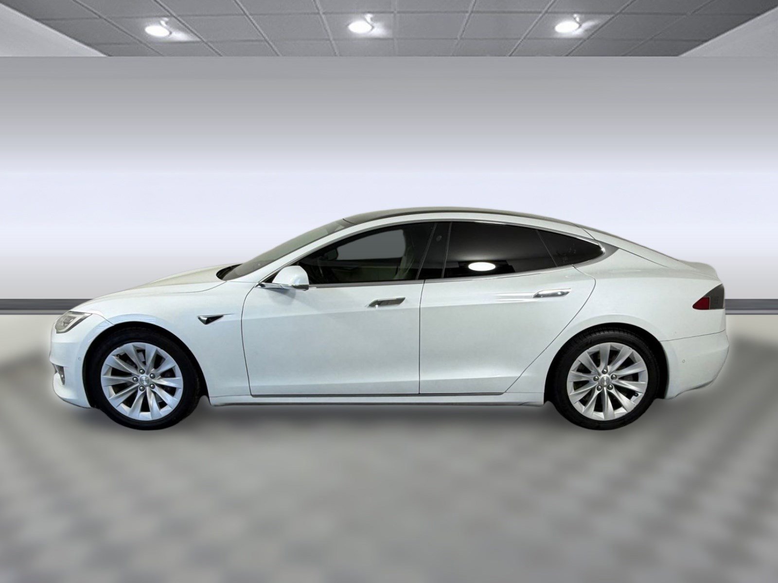 Used 2020 Tesla Model S Long Range image 2