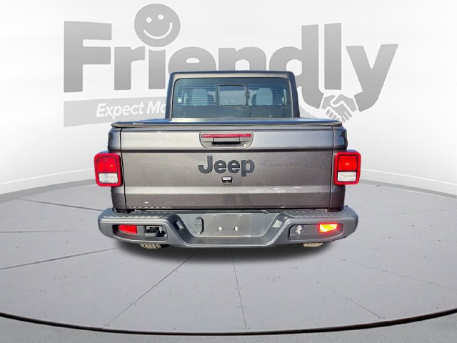 Used 2022 Jeep Gladiator Sport AWD/4WD image 6