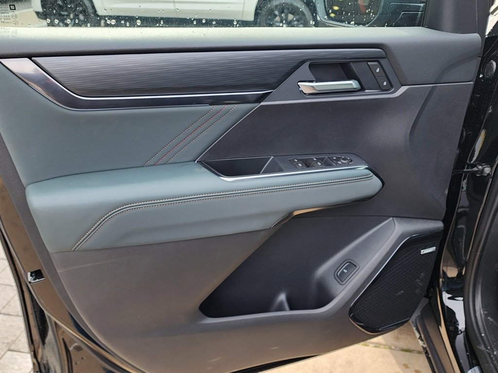 New 2026 GMC Acadia AT4 w/ Luxury Package image 12