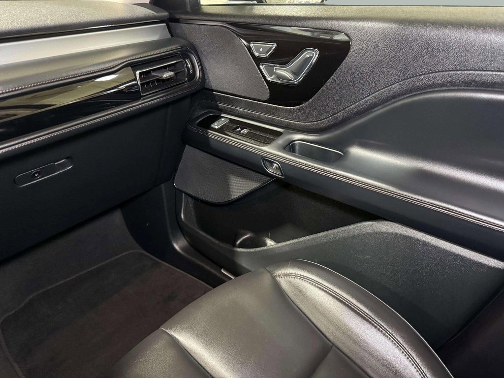 Certified 2022 Lincoln Aviator AWD w/ Premium Package image 24
