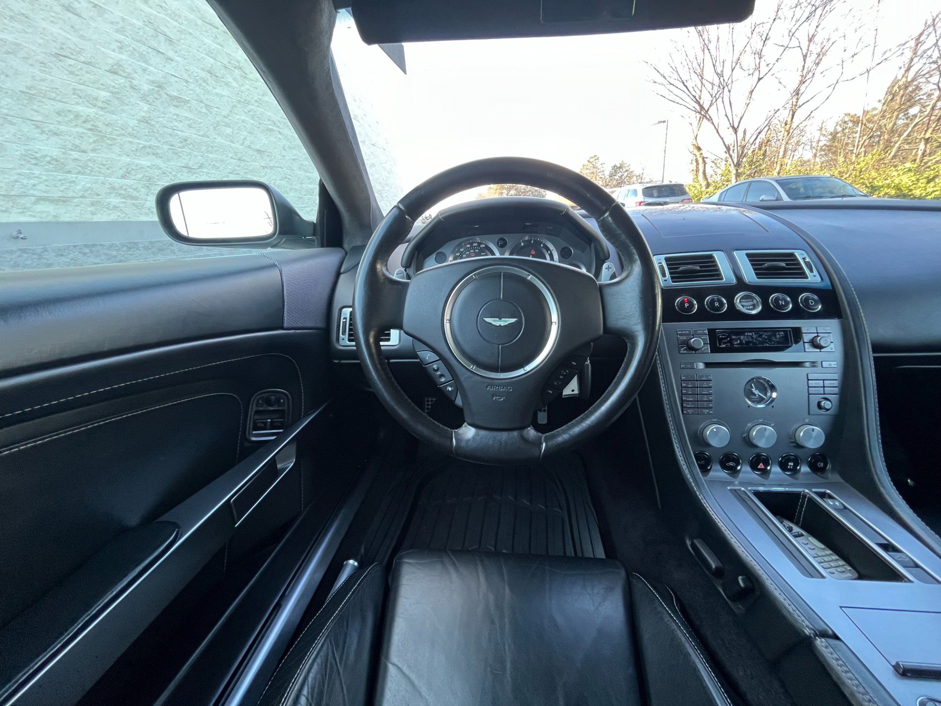 Used 2006 Aston Martin DB9 Volante image 25