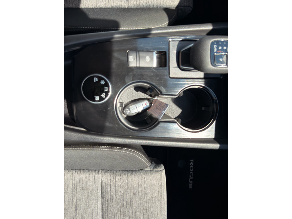 Used 2021 Nissan Rogue S AWD/4WD image 20