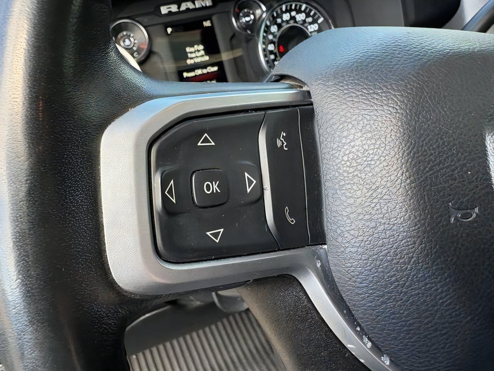 Used 2023 RAM 3500 Big Horn w/ Level 1 Equipment Group AWD/4WD image 16