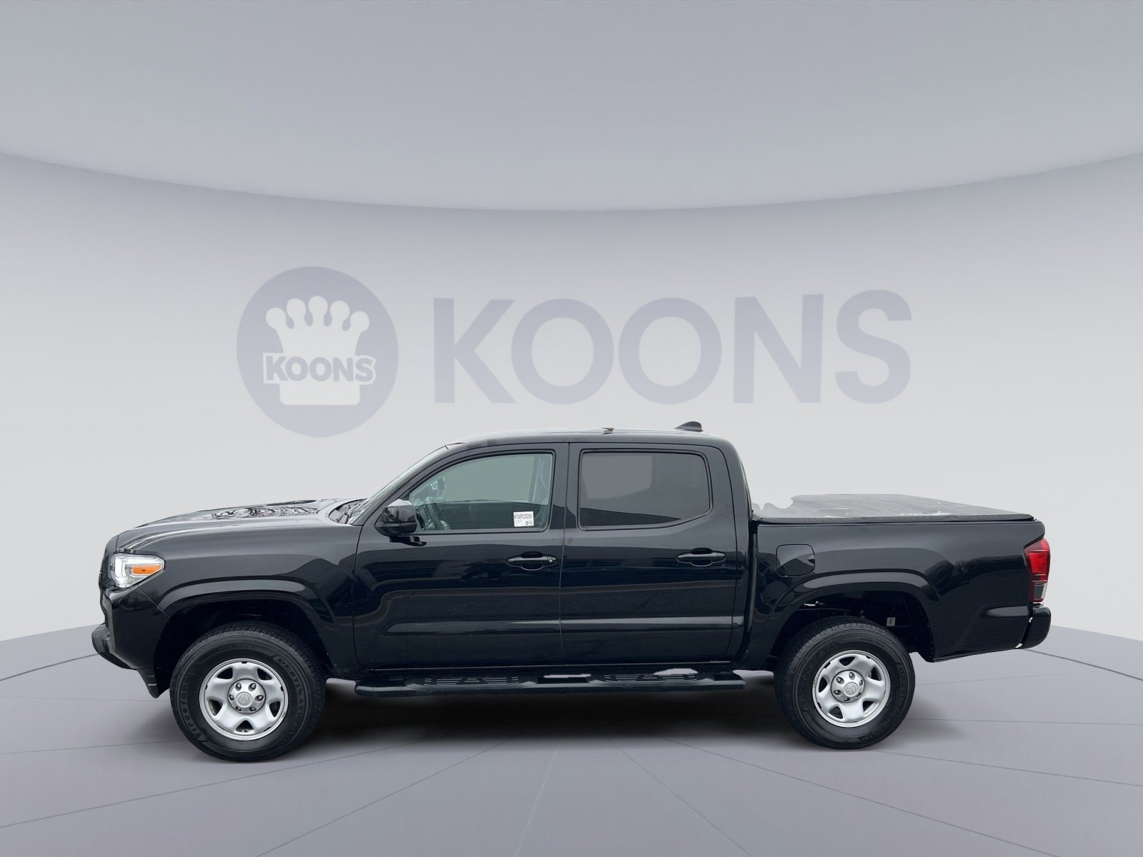 Used 2023 Toyota Tacoma SR image 2