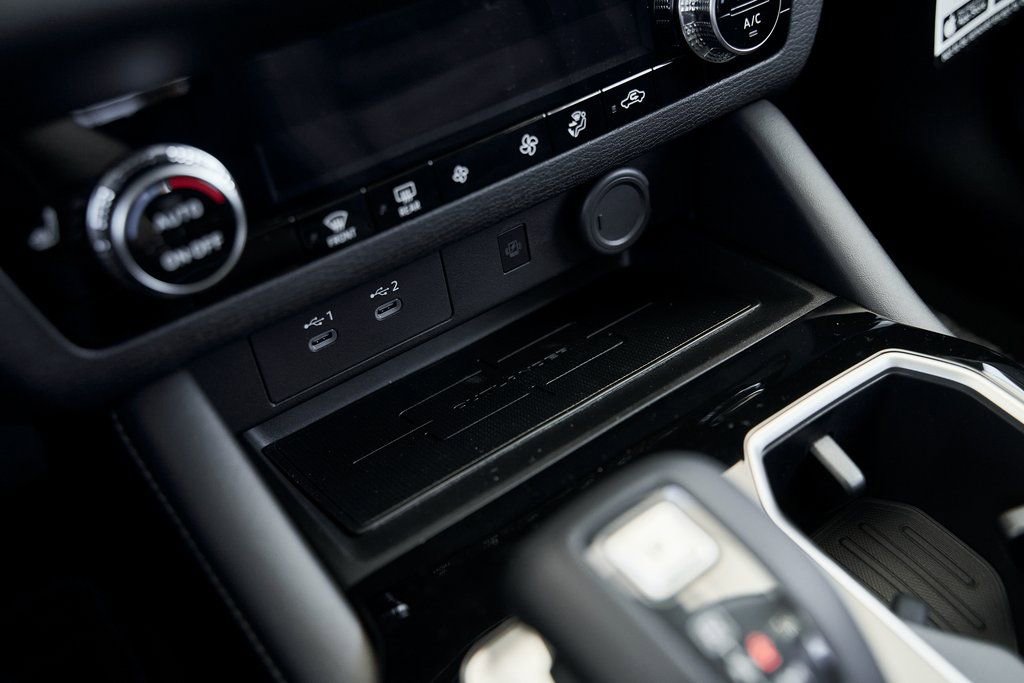 Used 2025 Mitsubishi Outlander SE FWD image 48