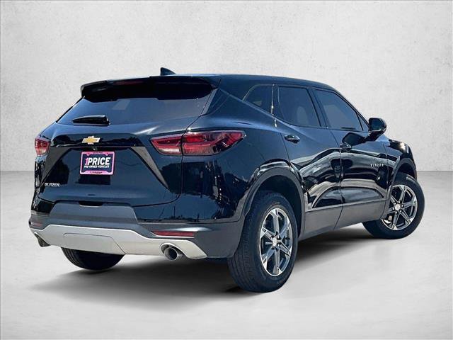 Certified 2024 Chevrolet Blazer LT FWD image 2